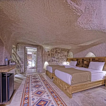 Kappadoks Cave * Uchisar