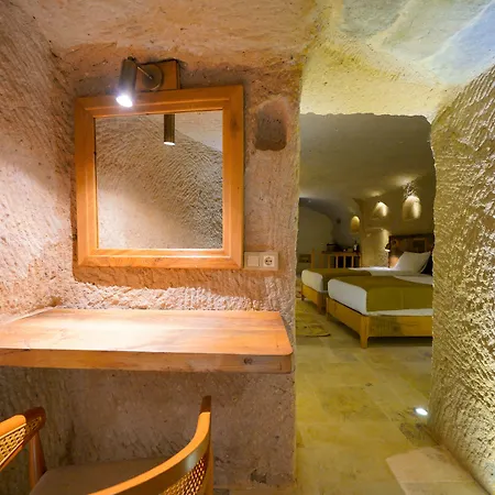 Kappadoks Cave Üçhisar