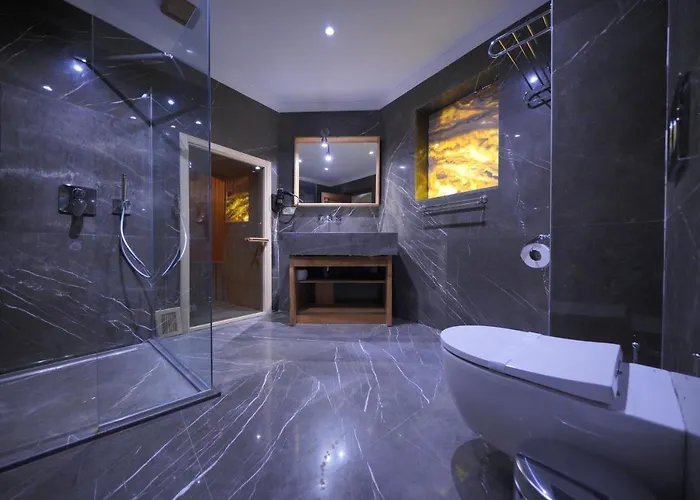 Kappadoks Cave * Uçhisar