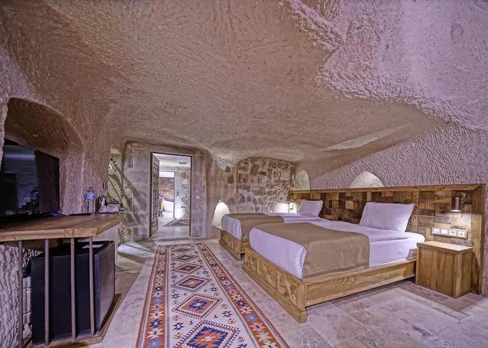 Kappadoks Cave * Üçhisar