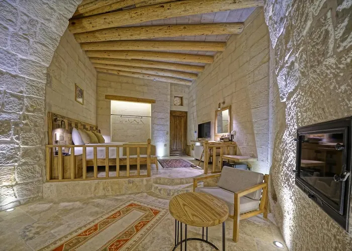 Kappadoks Cave Uçhisar